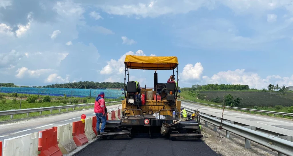 Major Uses of AC 20 Bitumen