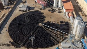 Asphalt paving with Bitumen 60/70 on expressway project