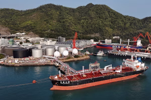 China Considers Lifting Fuel Export Levels